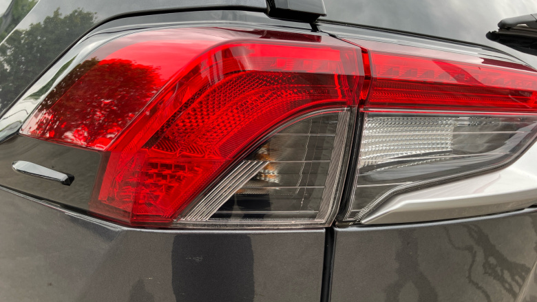 Toyota RAV4 2.5 PHEV Design 5dr CVT Estate